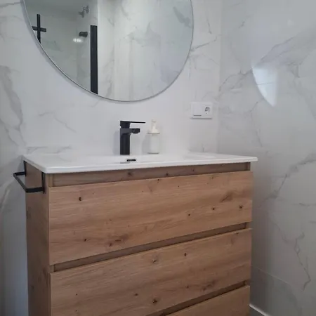 Noriega Varela, 9 3a Apartamento *