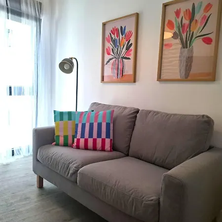 Noriega Varela, 9 3a *